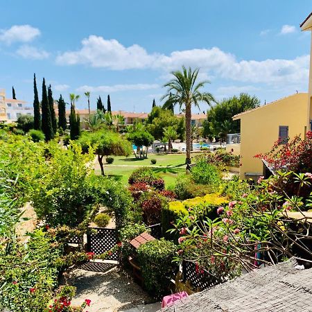 101 Hippo Apartment In Popular Regina Gardens Paphos Exterior foto