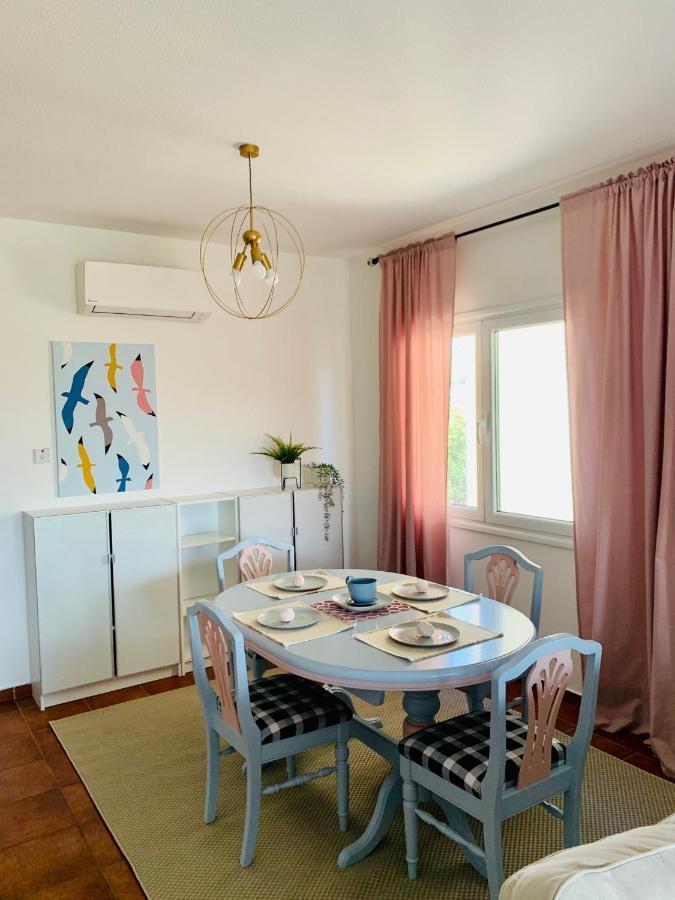 101 Hippo Apartment In Popular Regina Gardens Paphos Exterior foto